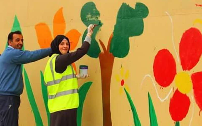 رسومات جدارية في خريبة السوق