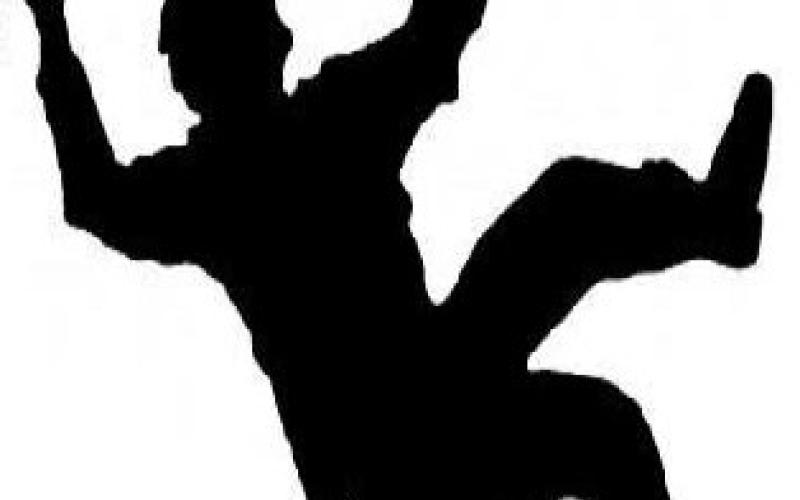 وفاة شخص إثر حادث سقوط في عمّان