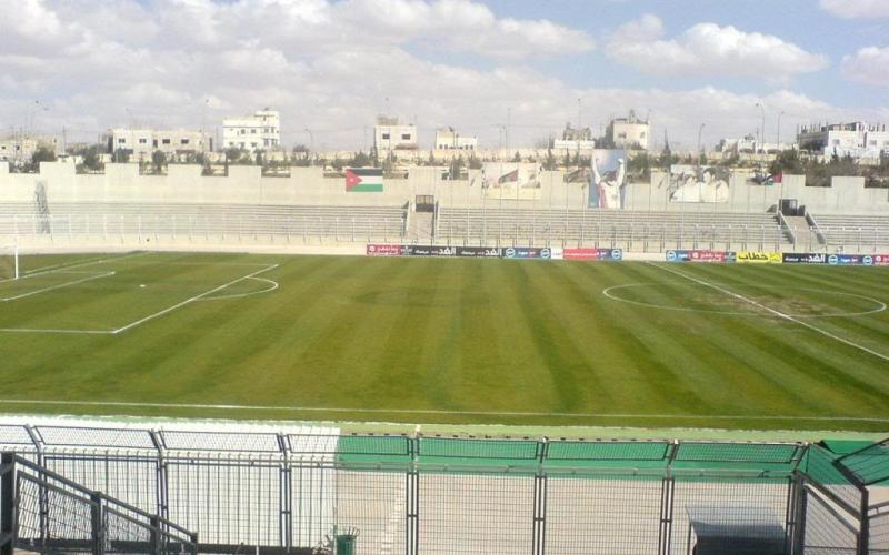 أمانة عمان تباشر بزراعة ارضية ملعب القويسمة بالعشب الطبيعي