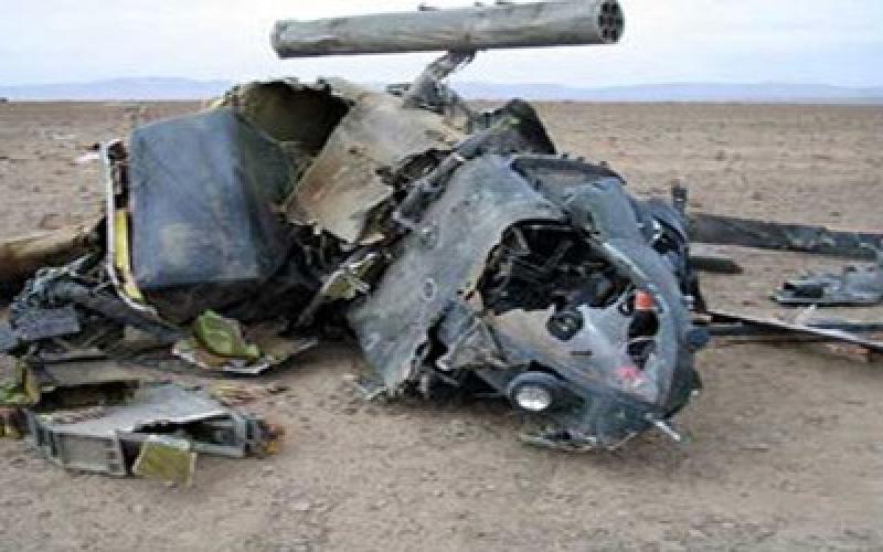 سقوط طائرة من سلاح الجو ونجاة طياريها