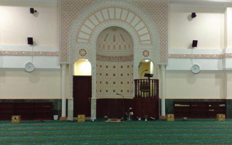 ابتعاث ألف إمام لدراسة الشريعة