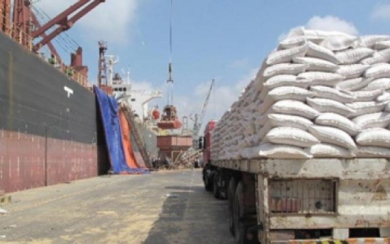 وصول الشحنة الأخيرة من منحة القمح الامريكية