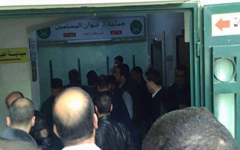 "الجماعة" والدولة