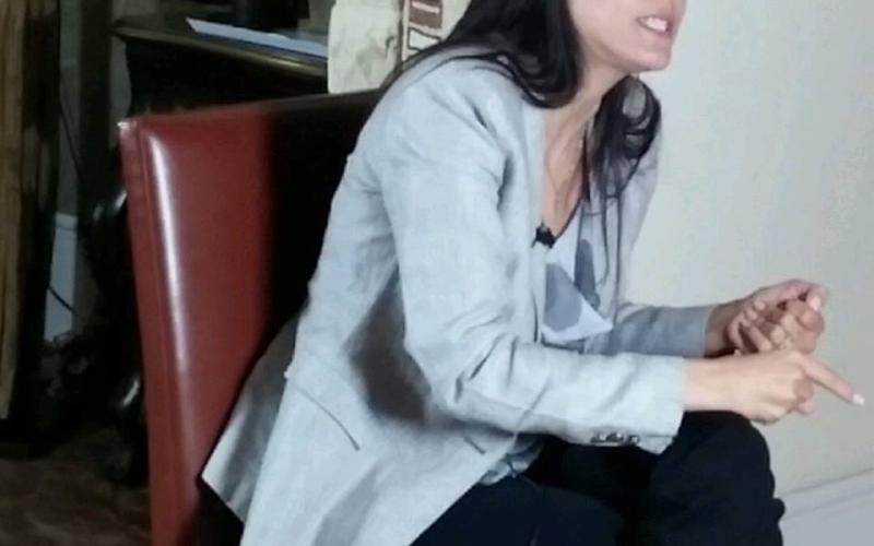 الفايز تتعرض لوعكة صحية خلال جلسة للنواب