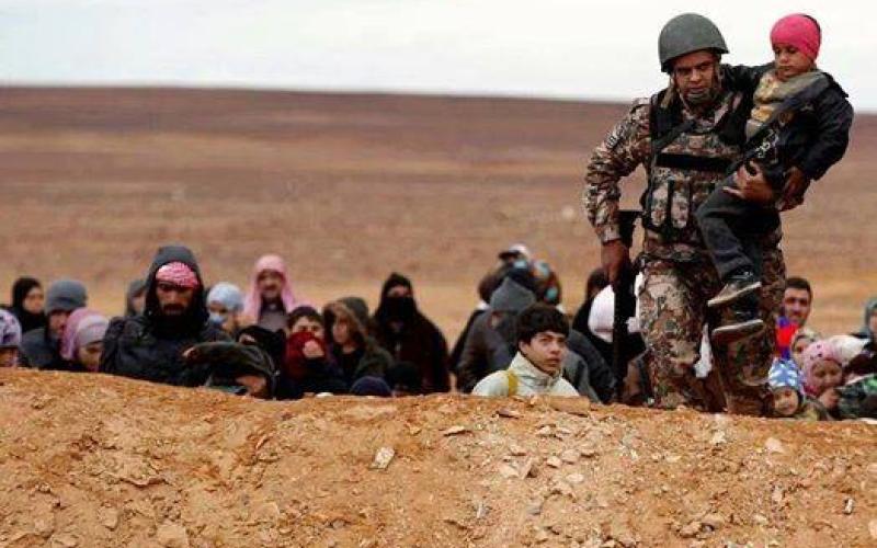 دخول 301 لاجئي سوريّ للأردن