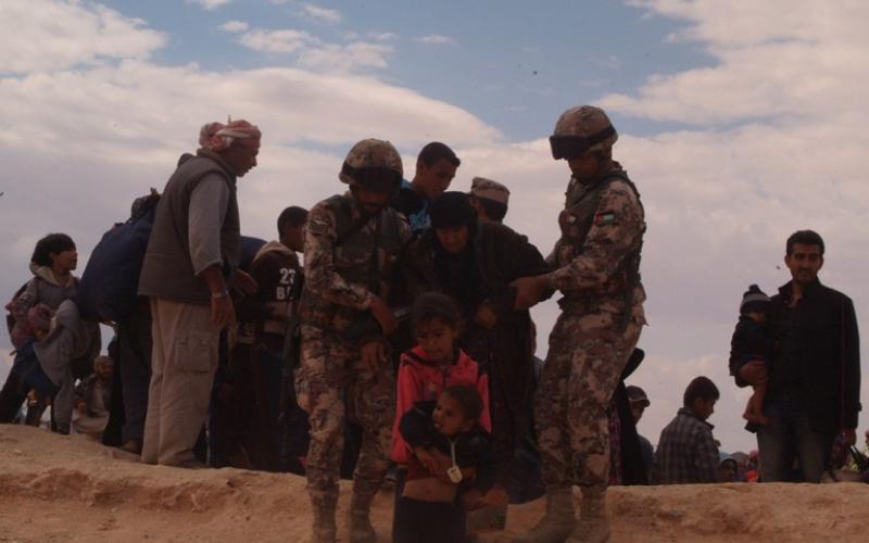 دخول 505 لاجئين سوريّين للأردن