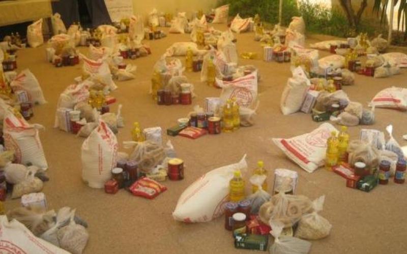 زخم الأعمال الخيرية في رمضان.. وافتقادها خارجه