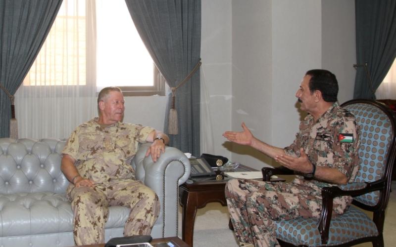 رئيس هيئة أركان الجيش الكندي في الأردن