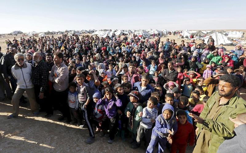 "رايتس ووتش" تطالب الأردن السماح فورا للوكالات الإنسانية باستئناف المساعدات إلى الركبان