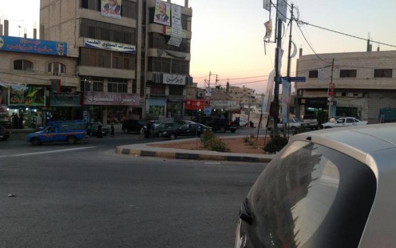 منع الصحفيين من دخول قاعات الاقتراع في مدرسة بالزرقاء