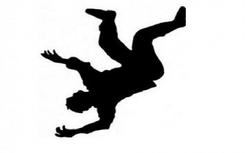 وفاة عامل جراء سقوطه من عمارة قيد الإنشاء