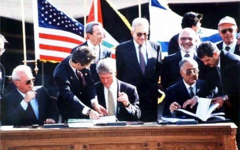 في ذكراها الـ22.. كيف يتنقّل الأردن سياسياً بحقل ألغام "وادي عربة"؟