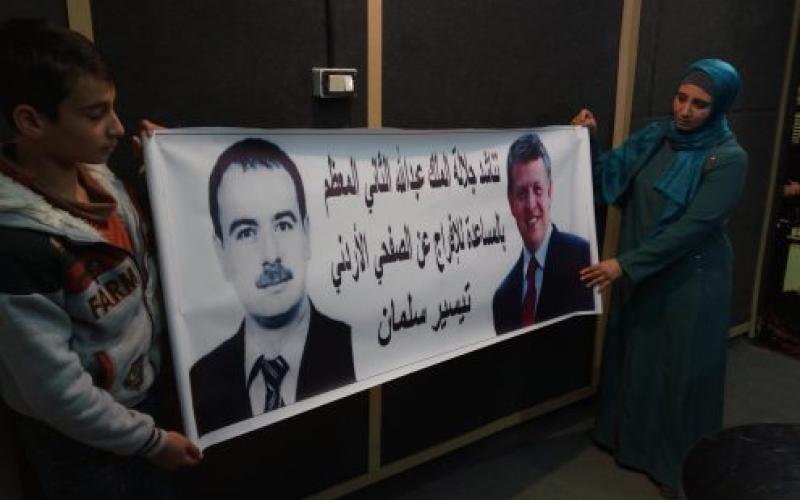 هذا ما طلبه الصحفي النجار من سفارتنا في ابو ظبي