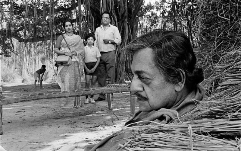 الفيلم الهندي "الغريب" في شومان الثلاثاء