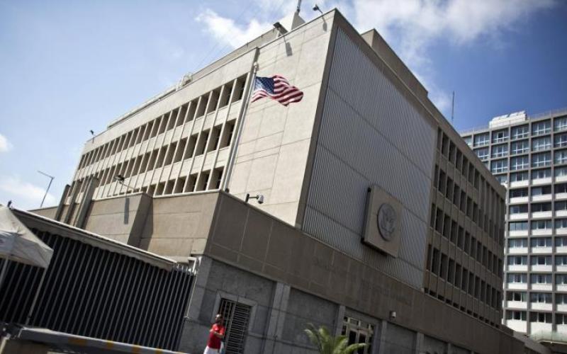 بينس: ترمب يدرس بجدية نقل السفارة للقدس