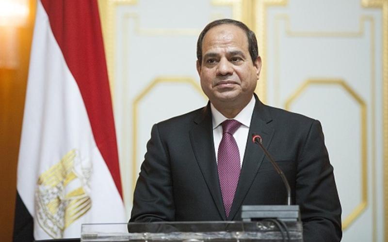 السيسي التقى العبادي في الأردن.