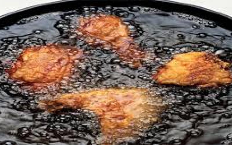 الصين تخطط لإنتاج وقود الطائرات من زيوت الطبيخ