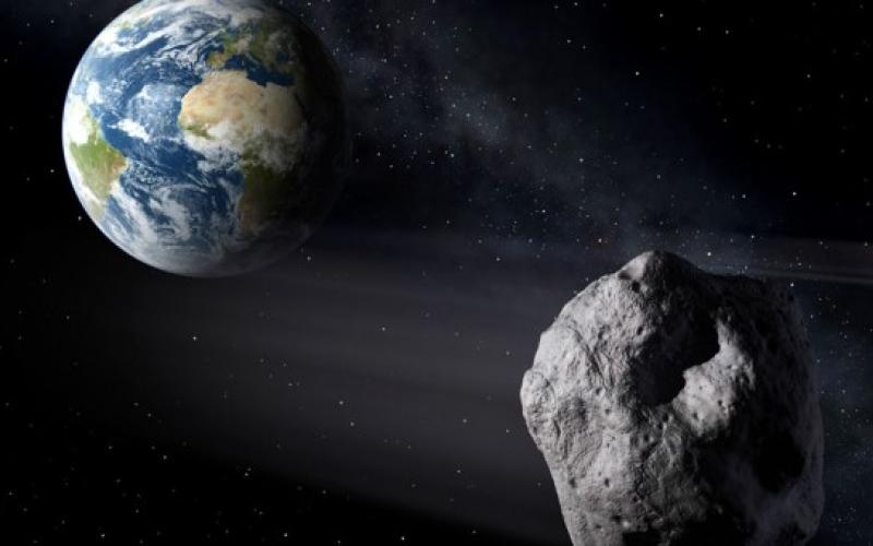 كويكب خطير يقترب من الأرض الشهر الحالي