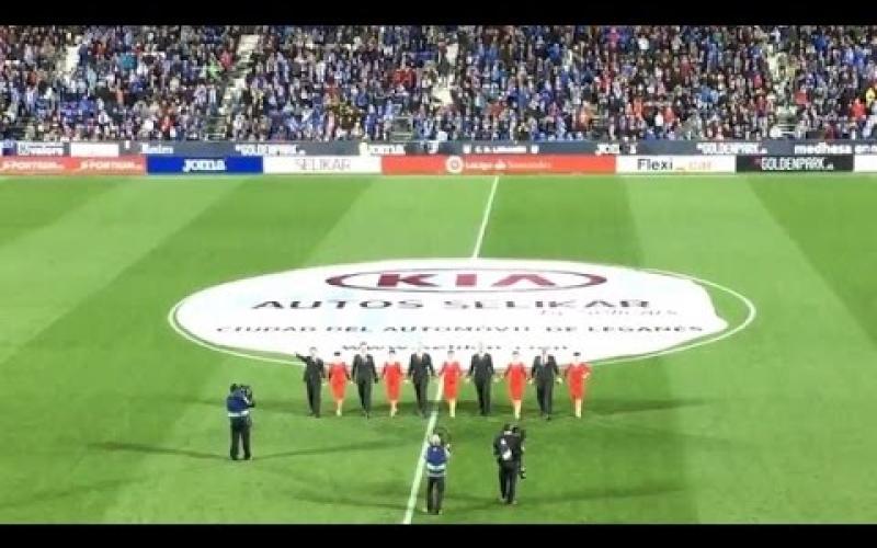 دبكة اردنية في مباراة ريال مدريد