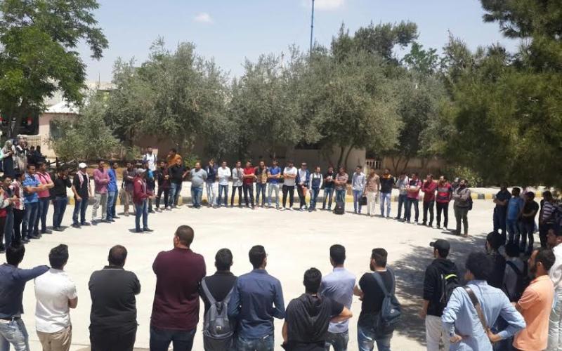 استمرار اعتصام البوليتكنيك بانتظار مباحثات نيابية مع الإدارة