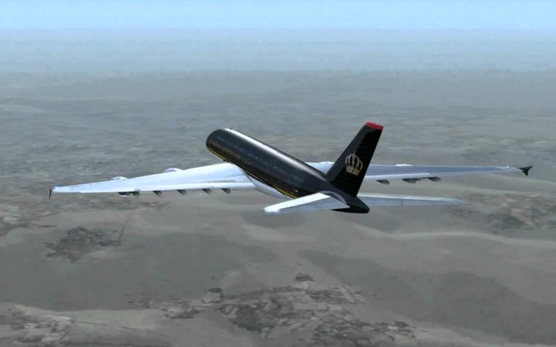 تحويل مسار طائرة للملكية بسبب بلاغ كاذب