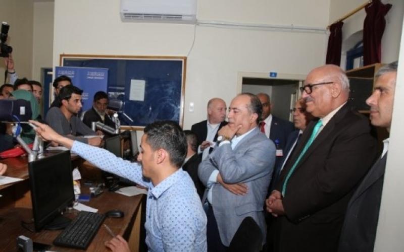 إصدار مليونين و100 ألف بطاقة ذكية