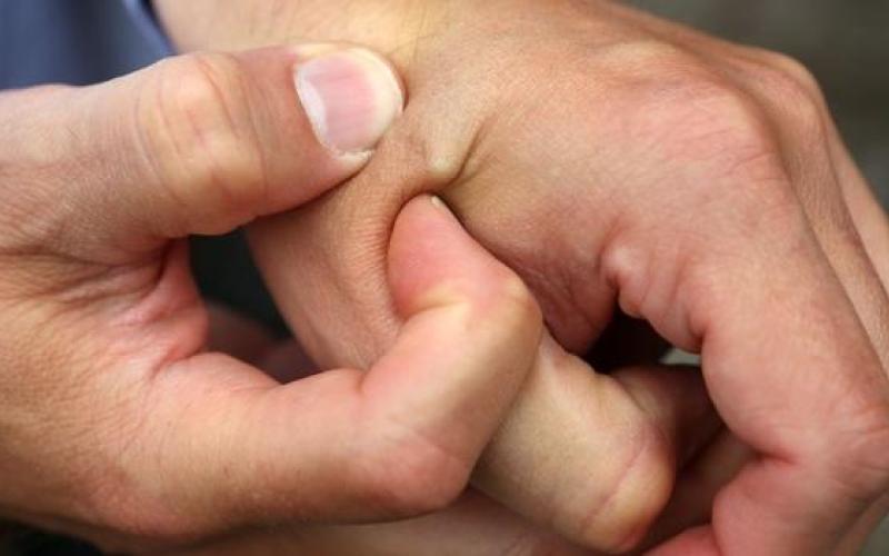 شركة توفر خيار زرع شريحة داخل أيدي موظفيها