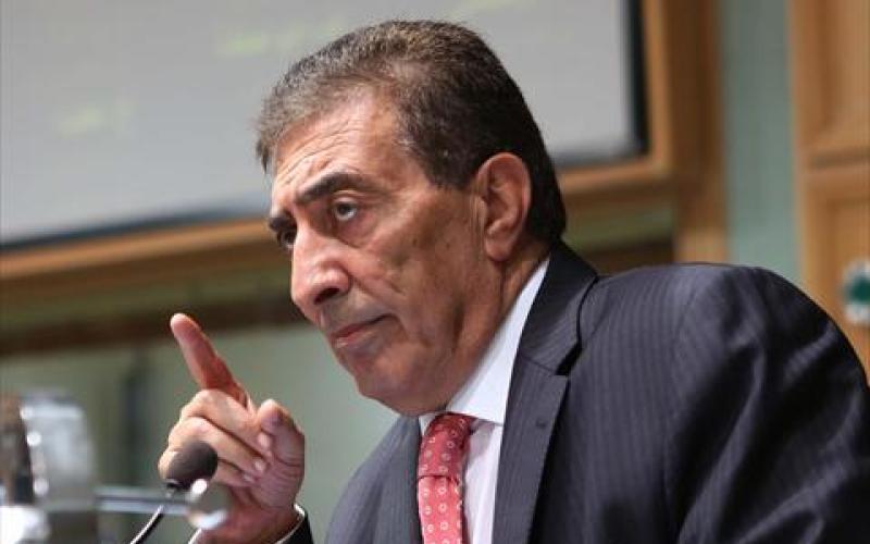 الطراونة: مقاضاة "المسيئين" لمجلس النواب