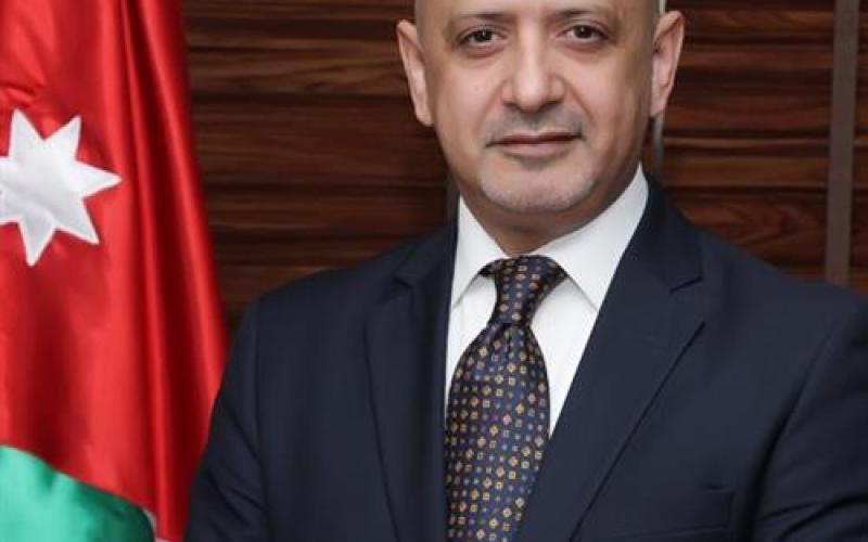 مطالبة بعدم رفع ضريبة المبيعات على المواد الغذائية الاساسية