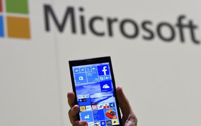 مايكروسوفت تنسحب من سوق أنظمة تشغيل الهواتف