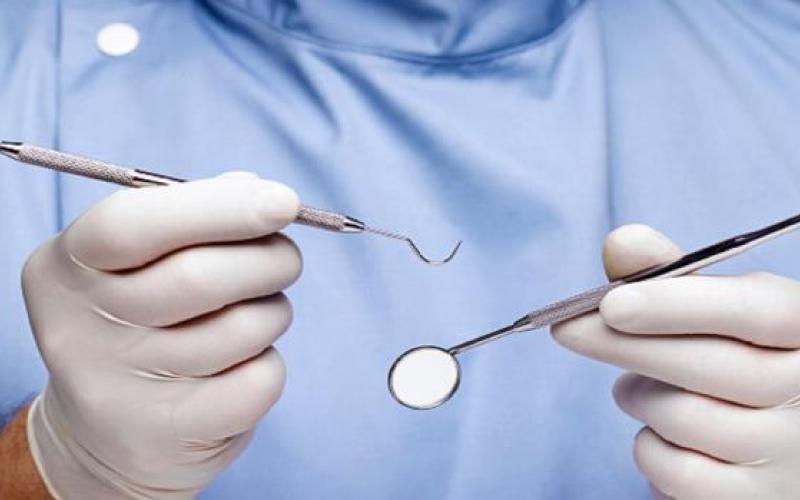 اطباء الاسنان توجه إنذارا نهائيا ل 29 طبيبا مخالفا