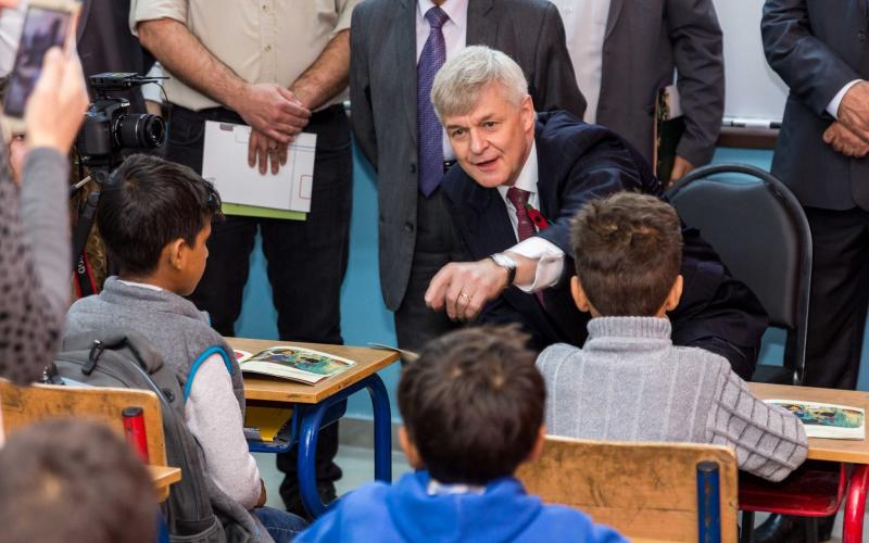 السفير البريطاني في إربد لللاطلاع على المشاريع الممولة