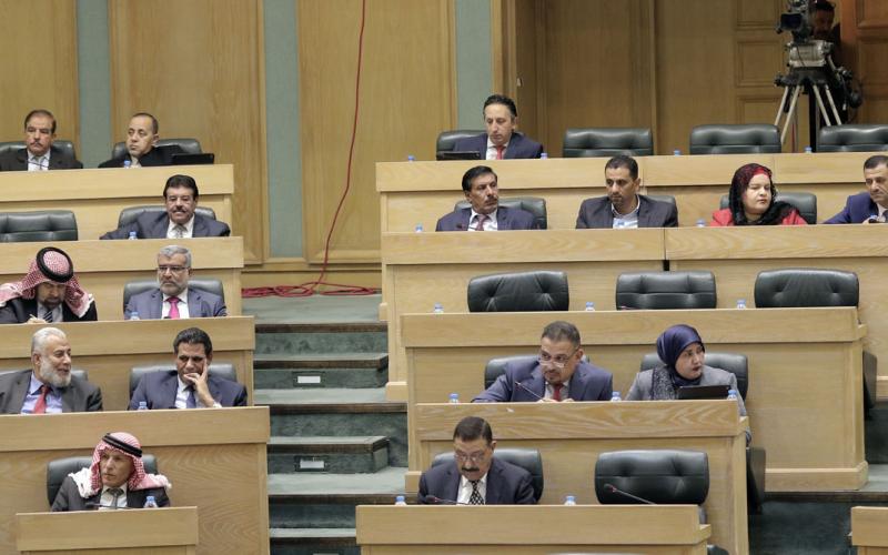 "النواب" يناقش 13 سؤالاً ويحيل للدراسة تقرير ديوان المحاسبة