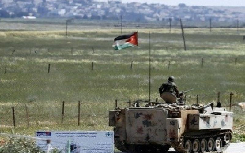 مقتل مهرب وفرار آخر على الحدود السورية