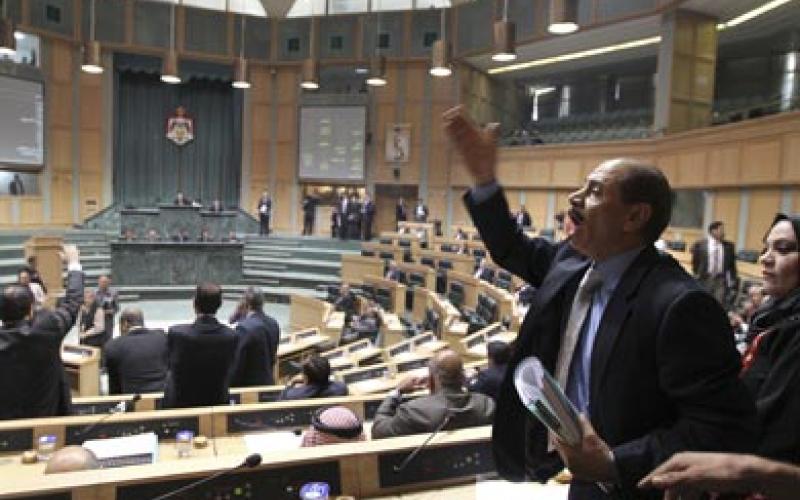 "النواب" يقر الموازنة العامة وموازنة الوحدات الحكومية للسنة المالية 2018