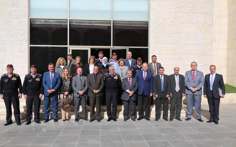 دراسة لانشاء مركز اصلاح وتاهيل بديلا عن سواقة