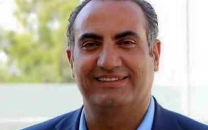 الشواربه يكرم موظف عثر على مفقودات مالية وأوراق ثبوتية