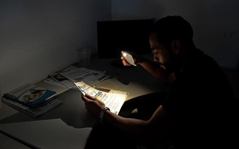 ابتكار مصدر صغير للضوء يستطيع الطيران