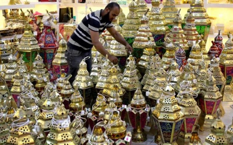 رمضان السوريين بالأردن.. نقص المساعدات يفاقم المعاناة