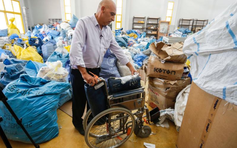 بريد اردني يصل فلسطين بعد 8 سنوات. (صور)