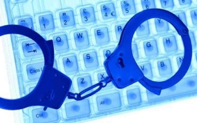 صحفيون يطالبون بإلغاء المواد المقيدة للحريات في الجرائم الإلكترونية