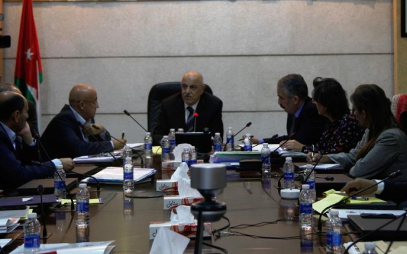 تسليم تقرير سد ماعين للجنة فنية