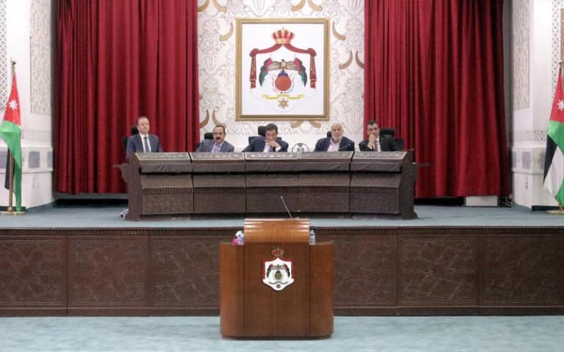 التحقق النيابية: خلل وقصور ومخالفة لتعليمات وأنظمة الرحلات المدرسية