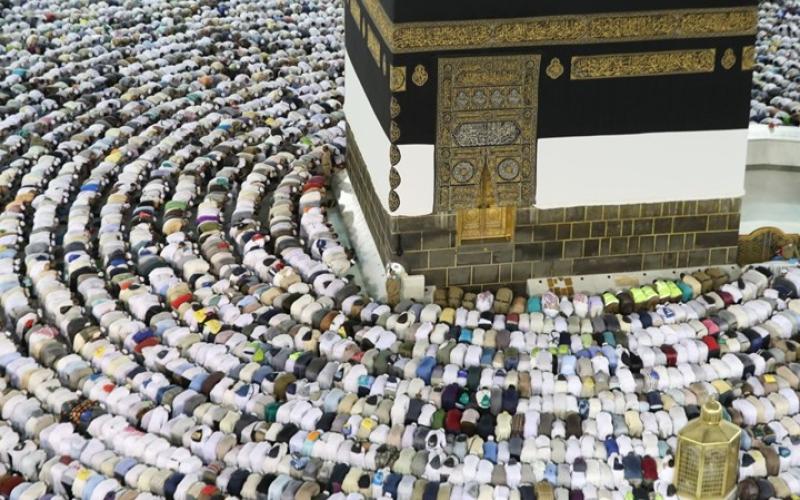 منع السعودية للفلسطينيين من الحج والعمرة..هل من دوافع سياسية؟