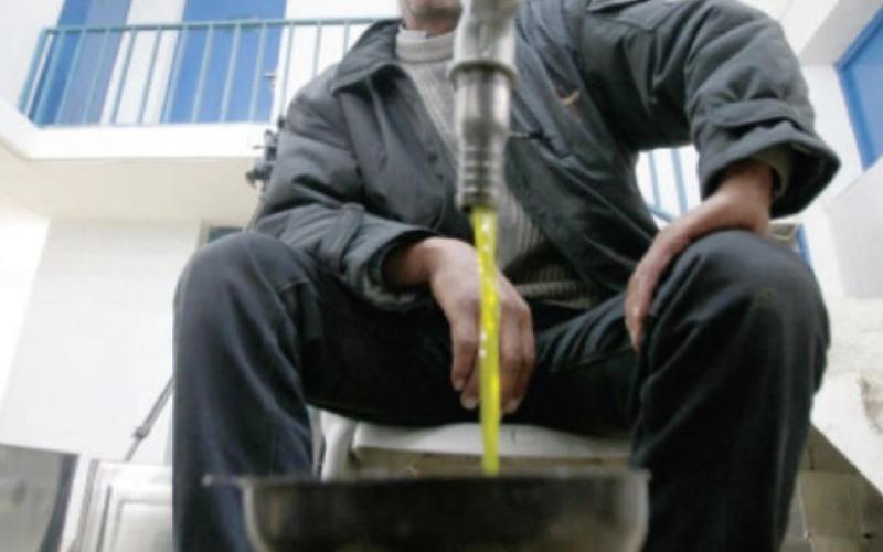 الزرقاء: ضبط معمل للزيت المغشوش