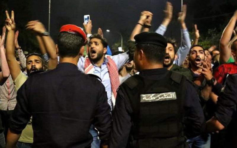 دعوة نيابية لحوار معتصمي الرابع