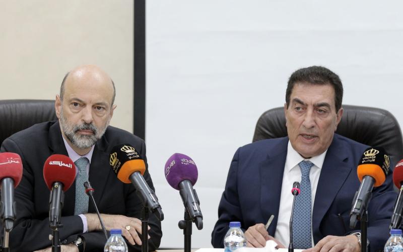 الرزاز : ديوان التشريع سينتهي من تدقيق قانون العفو خلال يومين 