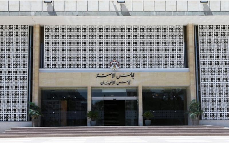 ’قانونية الاعيان‘ ترفض شمول سارقي الكهرباء والماء بالعفو