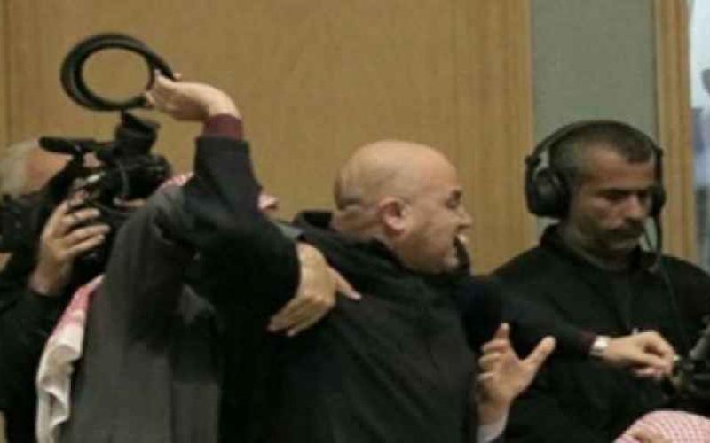 النائب الحباشنة يعتذر لزميله الخزاعلة عن "العقال الطاير"