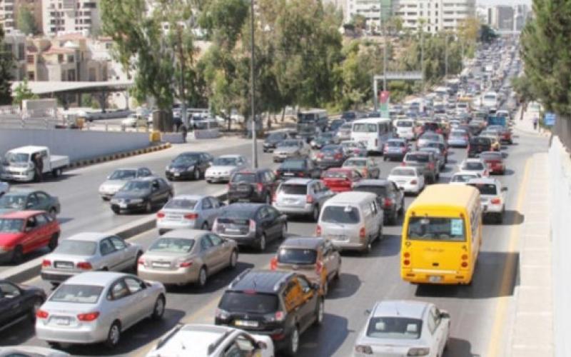 مقترحات حكومية لتخفيف ازدحامات عمّان